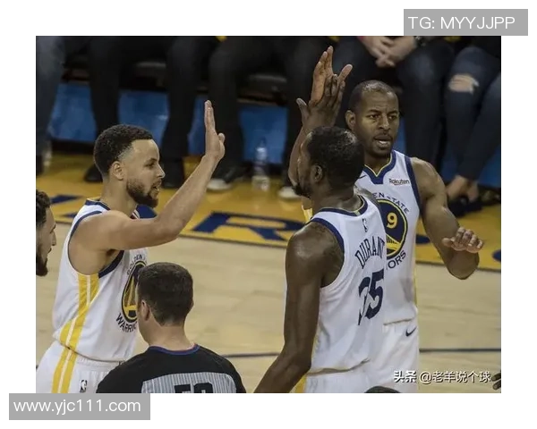 杭州篮球队盯防策略分析与比赛表现的得失总结